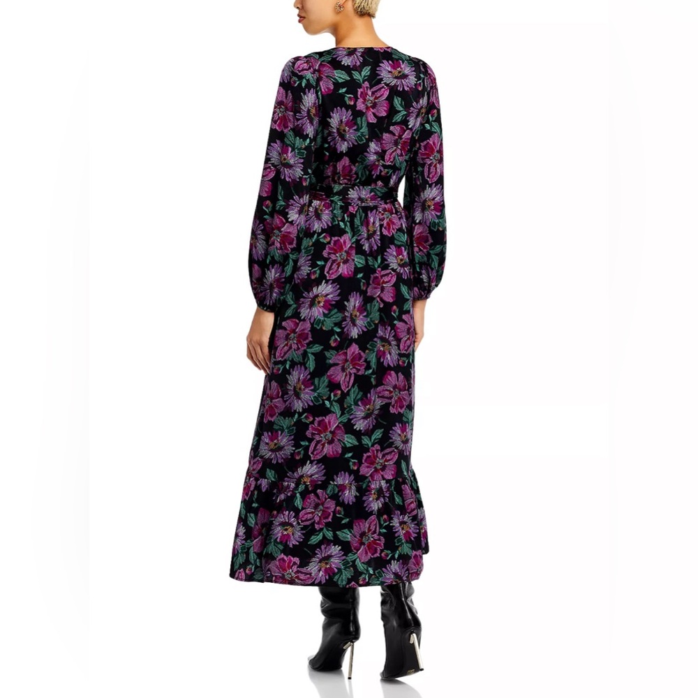 AQUA Long Sleeved V-Neck Fit & Flare Floral Wrap Maxi Dress Size Medium $118 - Picture 4 of 15